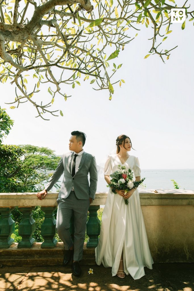 Với địa điểm chụp ảnh cưới Tony nổi tiếng ở Vũng Tàu, cặp đôi sẽ có được những bức ảnh cưới đẹp không góc chết. Nơi đây có không gian thiết kế đẹp mắt cùng dàn nhiếp ảnh chuyên nghiệp sẵn sàng mang đến cho bạn những bức ảnh tuyệt đẹp.