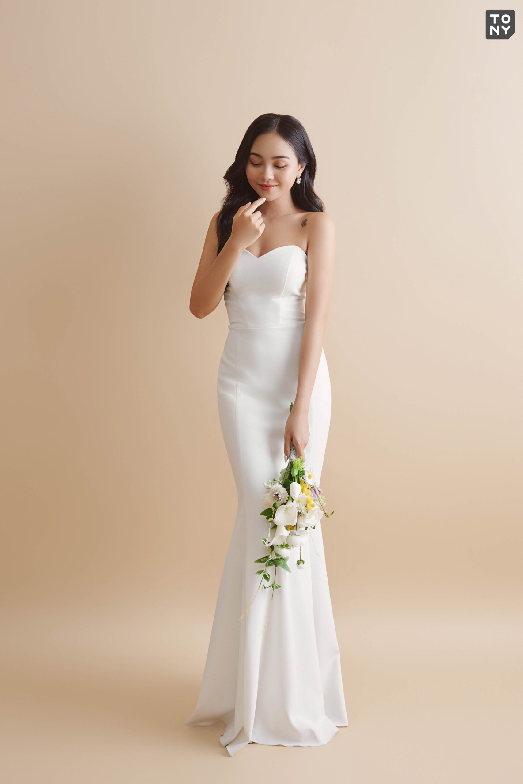 6 loại vải phổ biến để may váy cưới mà cô dâu cần biết